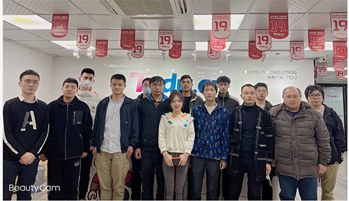 上海达内IT培训班开班盛况-Linux云计算培训班-2111
